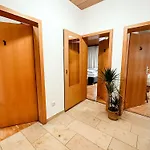 Sali Homes Casablanca Cozy With Parking And Laundry Perfect For Your Getaway 拜罗伊特