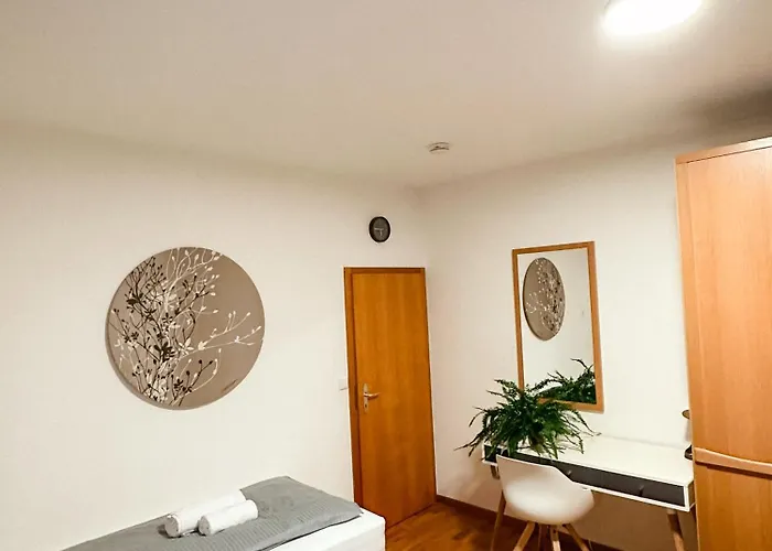 Sali Homes Casablanca Cozy With Parking And Laundry Perfect For Your Getaway * Bayreuth